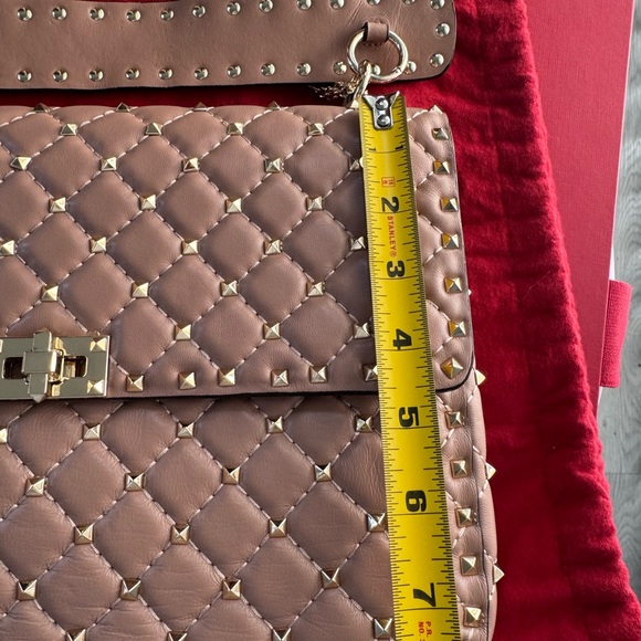 Authentic Valentino Garavani Large Quilted Studded Shoulder Bag - Picture 16 of 16